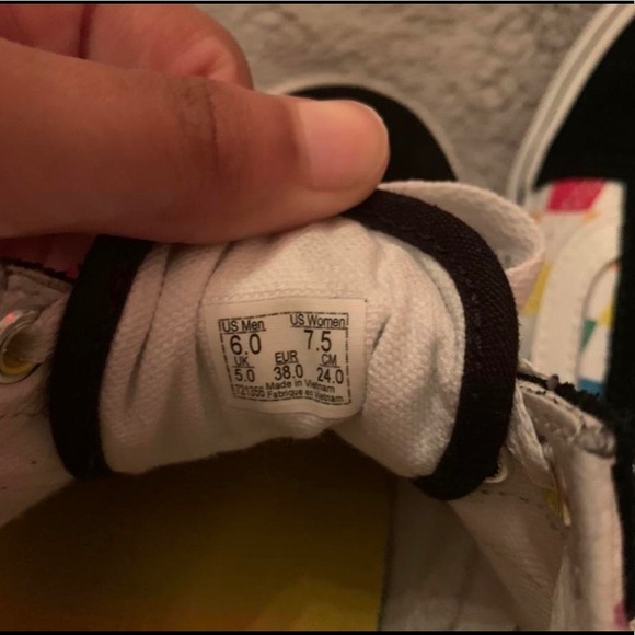 Miscellaneous Old Skool Checker Rainbow Low Vans - Picture 3 of 3